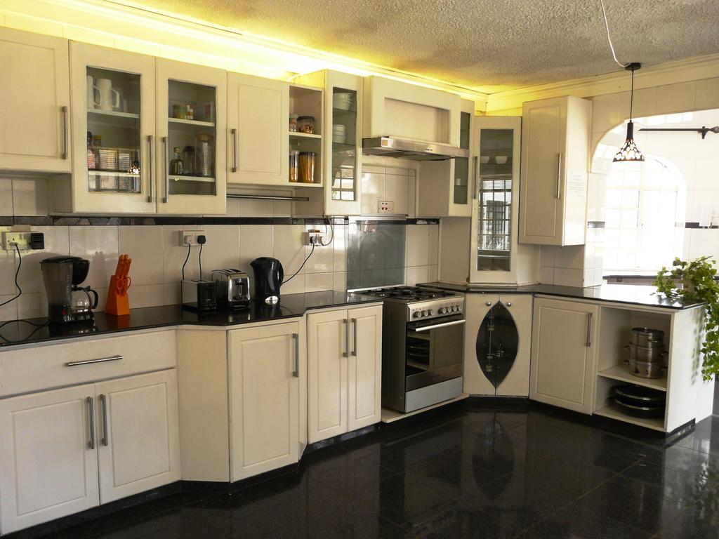 Maison Mitwaba Nairobi Bagian luar foto
