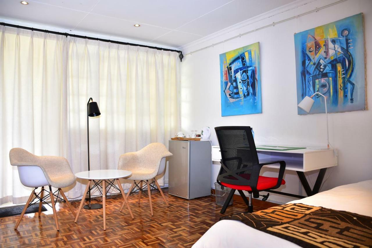 Maison Mitwaba Nairobi Bagian luar foto